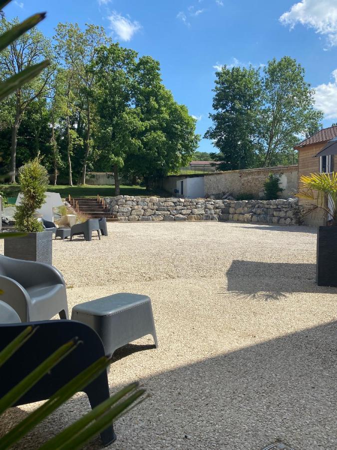 Le Domaine Des Sources Bed and Breakfast Saint-Martin-dʼAblois Exteriör bild