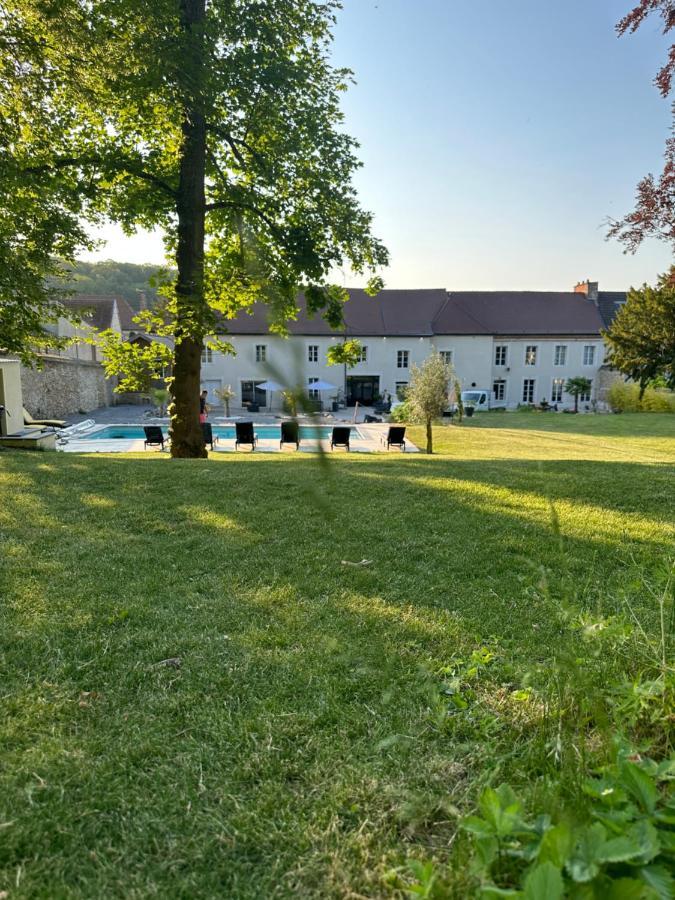 Le Domaine Des Sources Bed and Breakfast Saint-Martin-dʼAblois Exteriör bild