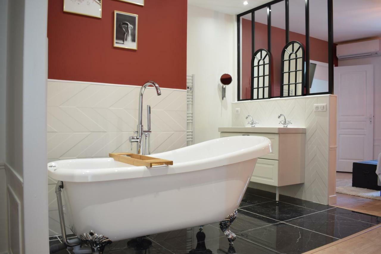Le Domaine Des Sources Bed and Breakfast Saint-Martin-dʼAblois Exteriör bild
